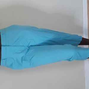 EUC JM Collection turquoise capris
